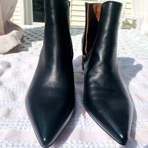 FRANCO SARTO **Brand NEW* 81/2 blk ankle boot